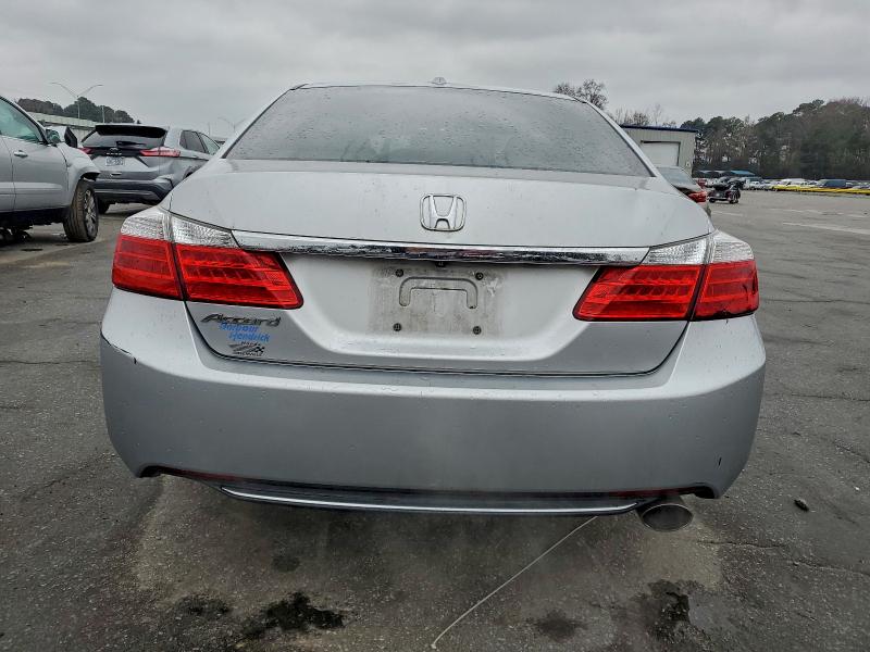 Photo 6 from auction – 2015 HONDA ACCORD EXL with VIN 1HGCR2F89FA101411