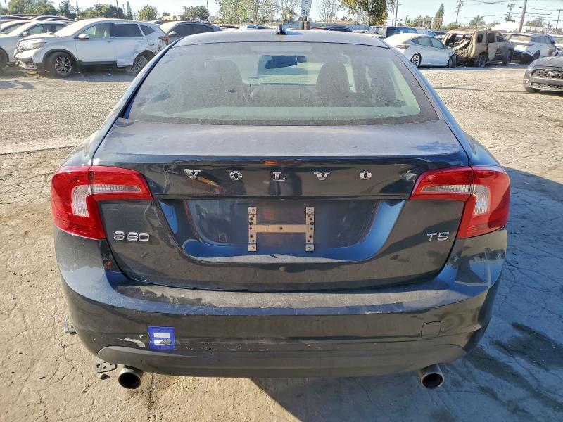 Photo 6 from auction – 2012 VOLVO S60 with VIN YV1622FS2C2085094