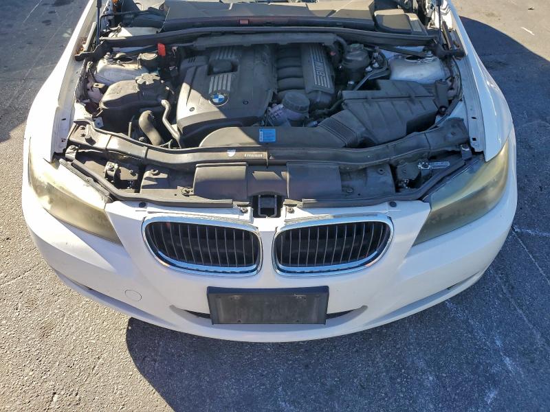Photo 11 from auction – 2010 BMW 328 I SULE with VIN WBAPH5G51ANM36136