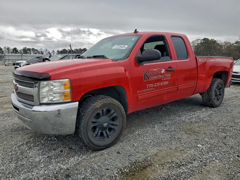 CHEVROLET SILVERADO 2012 with VIN 1GCRCREA8CZ118205 - Photo from auction