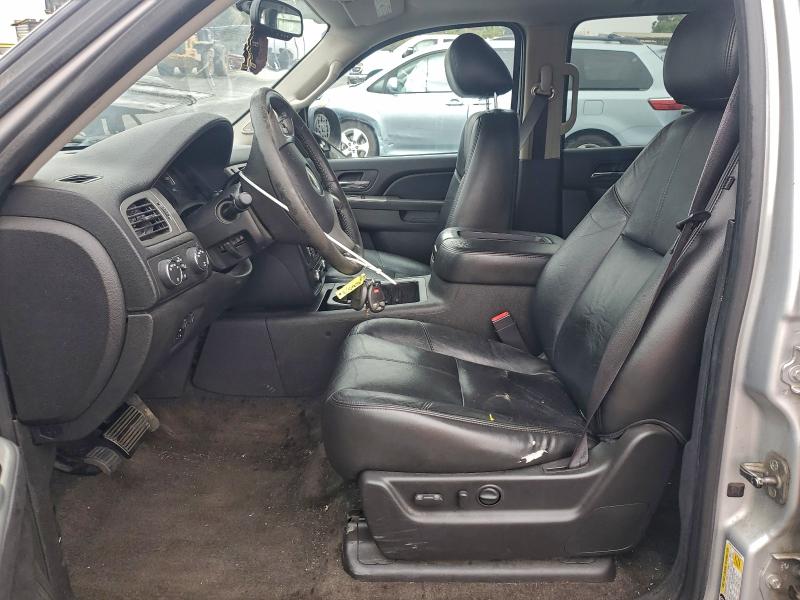 Photo 7 from auction – 2011 CHEVROLET AVALANCHE with VIN 3GNTKFE38BG408264
