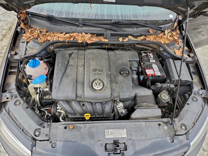 Photo 11 from auction – 2011 VOLKSWAGEN JETTA with VIN 3VWDX7AJ9BM004767