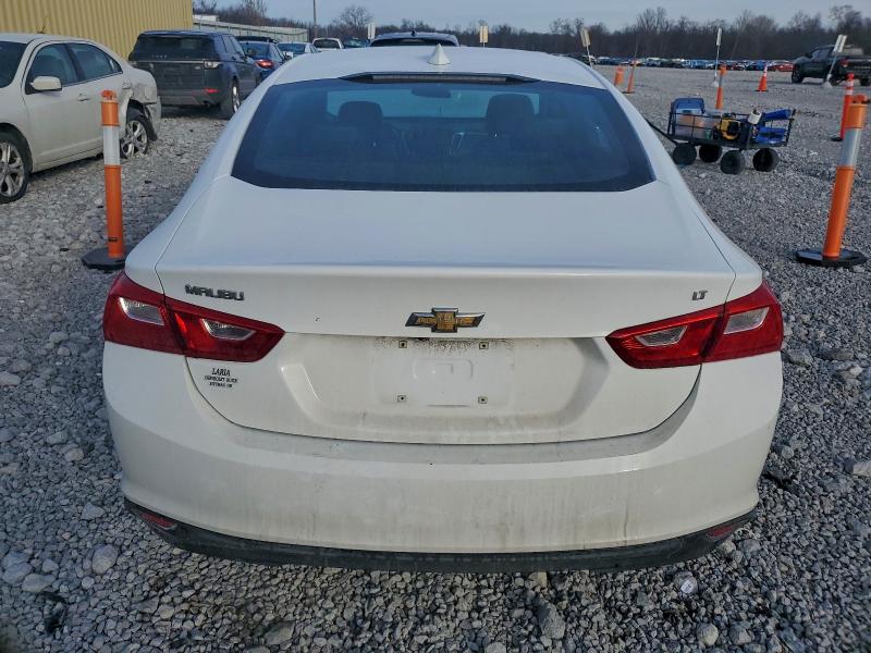 Photo 6 from auction – 2017 CHEVROLET MALIBU LT with VIN 1G1ZE5ST2HF246174