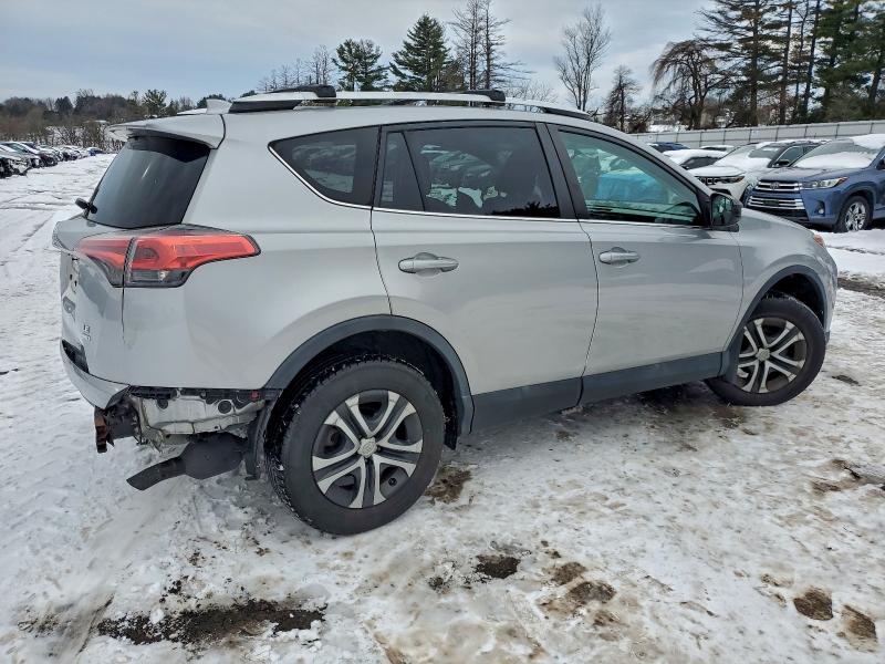 Photo 3 from auction – 2016 TOYOTA RAV4 LE with VIN 2T3BFREV1GW459303