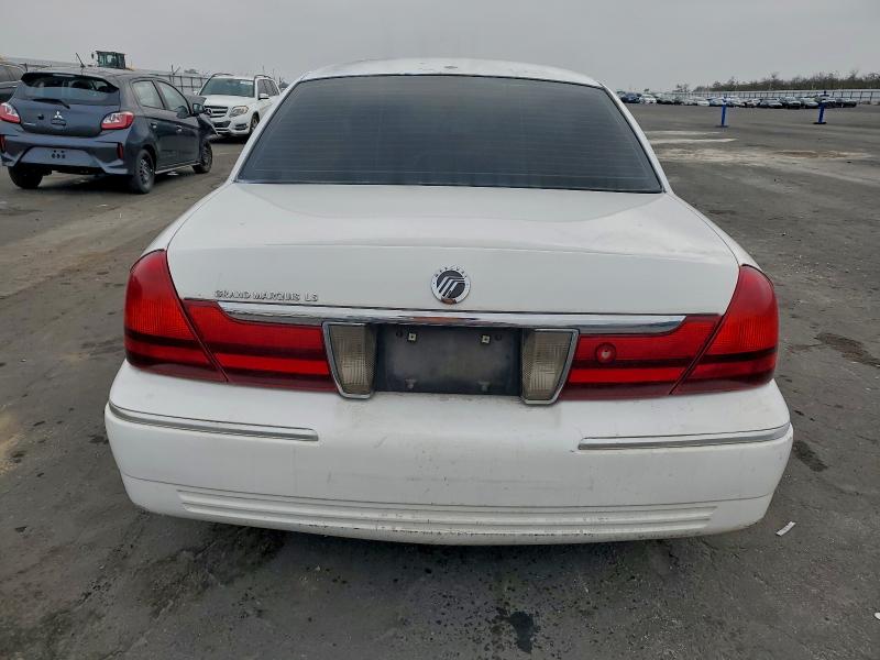 Photo 6 from auction – 2003 MERCURY GRAND MARQ with VIN 2MEHM75W83X706845