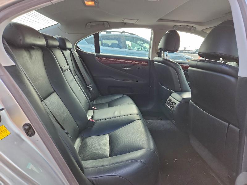 Photo 10 from auction – 2010 LEXUS LS 460 with VIN JTHBL5EF4A5092274