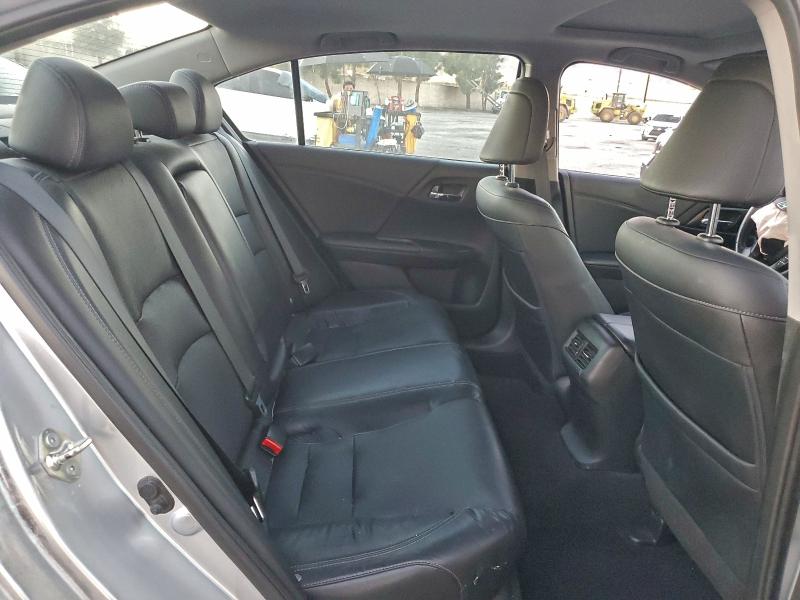 Photo 10 from auction – 2015 HONDA ACCORD TOU with VIN 1HGCR3F97FA024309