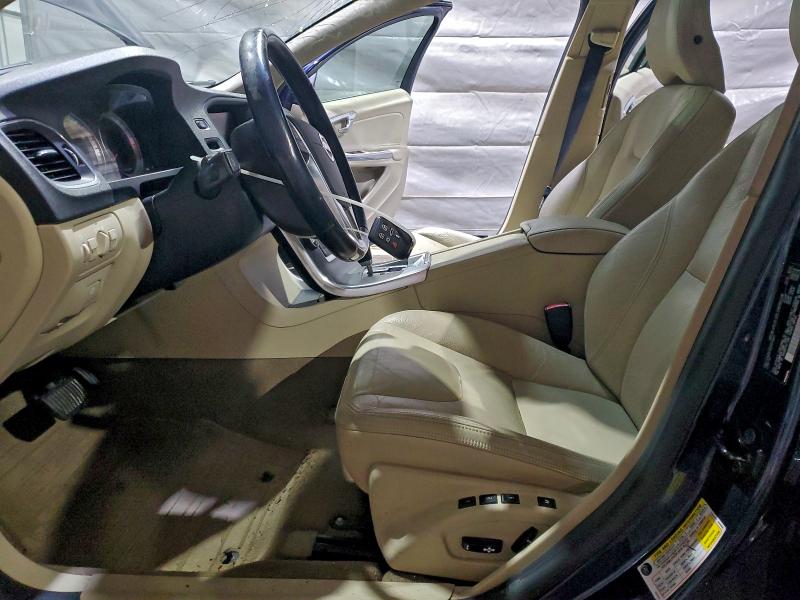 صورة رقم 7 من المزاد - 2011 VOLVO S60 T6 مع VIN YV1902FH2B2014449