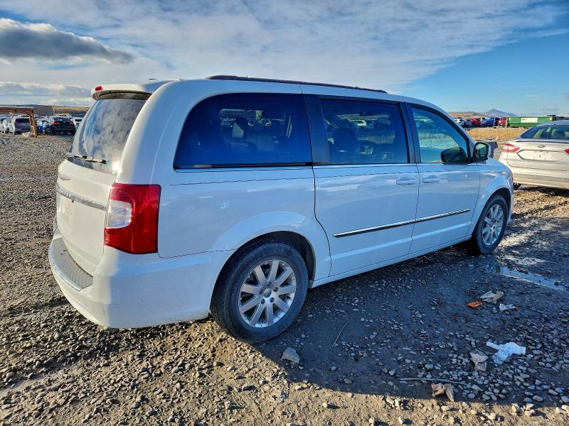 Photo 3 from auction – 2014 CHRYSLER TOWN & COU with VIN 2C4RC1BG2ER397271