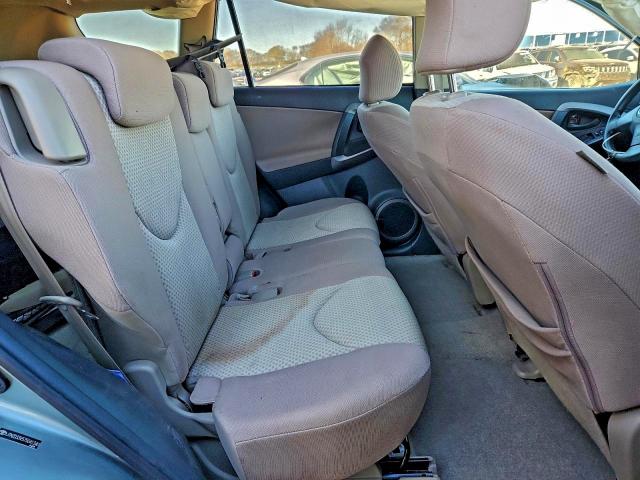 Photo 11 from auction – 2007 TOYOTA RAV4 with VIN JTMZD33V575041340