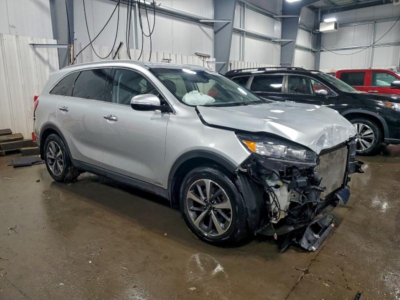 Photo 4 from auction – 2019 KIA SORENTO EX with VIN 5XYPHDA59KG452907