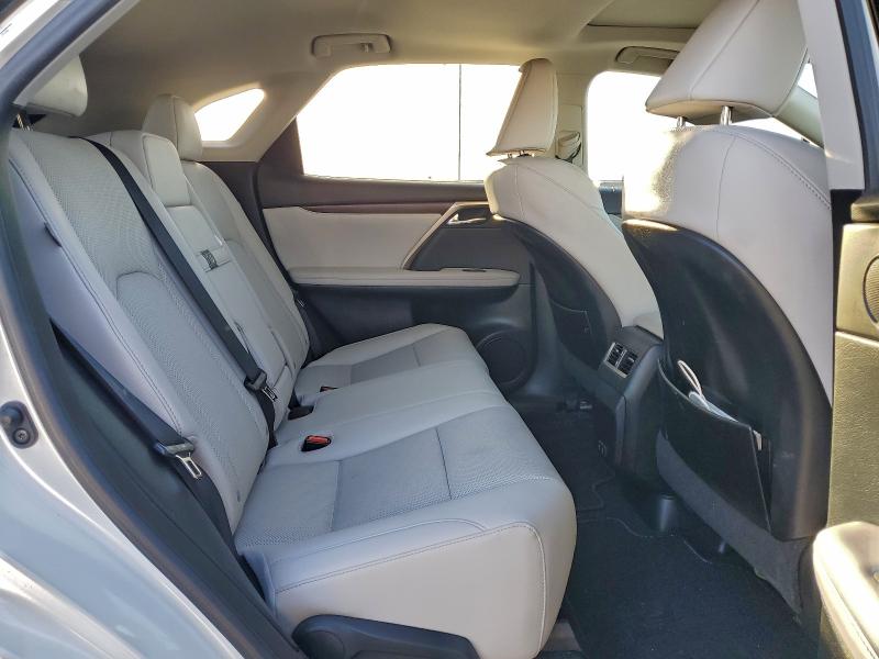 Photo 11 from auction – 2022 LEXUS RX with VIN 2T2HZMAA4NC241625
