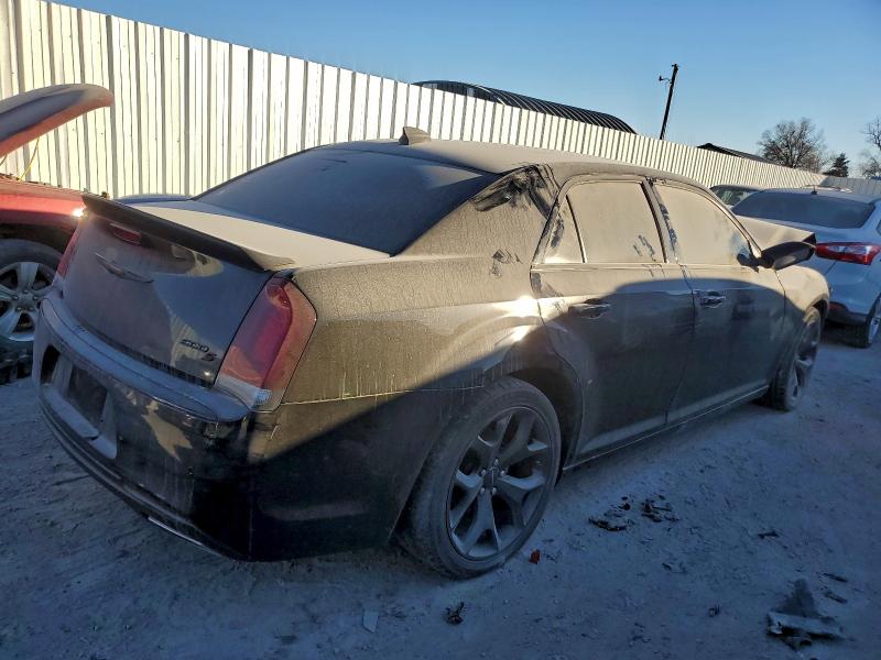 Photo 3 from auction – 2022 CHRYSLER 300 S with VIN 2C3CCABG8NH186981