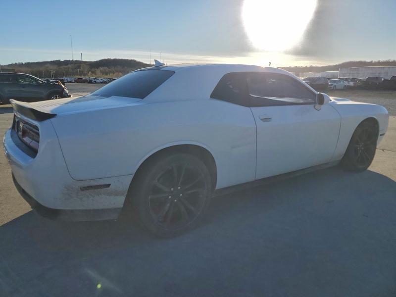 Photo 3 from auction – 2016 DODGE CHALLENGER with VIN 2C3CDZAG8GH226038