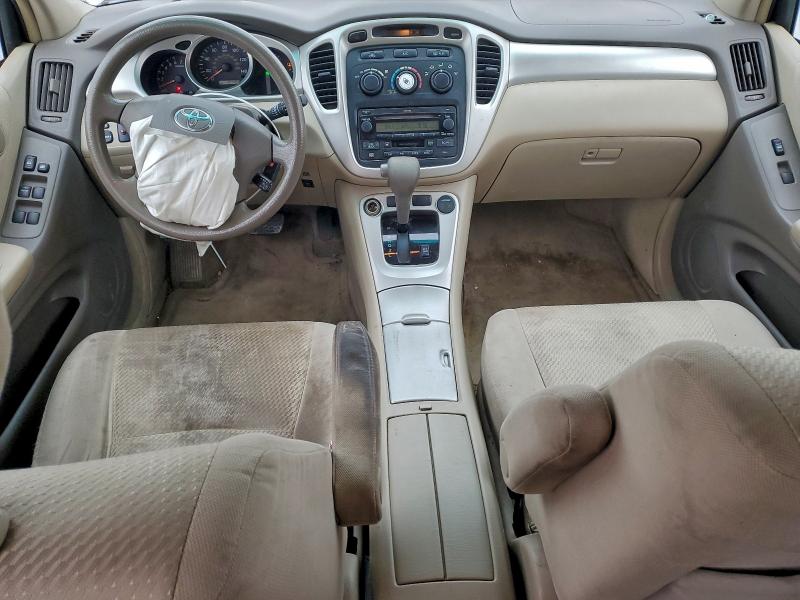 Photo 8 from auction – 2005 TOYOTA HIGHLANDER with VIN JTEGD21A850127068