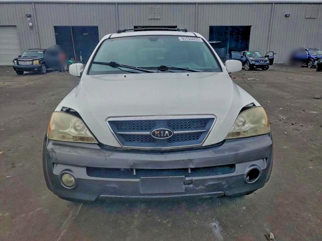 Photo 5 from auction – 2006 KIA SORENTO EX with VIN KNDJD733965625872
