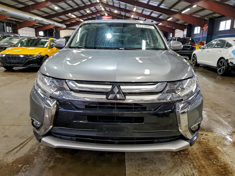Photo 5 from auction – 2017 MITSUBISHI OUTLANDER with VIN JA4AZ3A38HZ007736