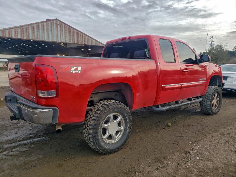 Photo 3 from auction – 2011 GMC SIERRA K15 with VIN 1GTR2VE31BZ208453