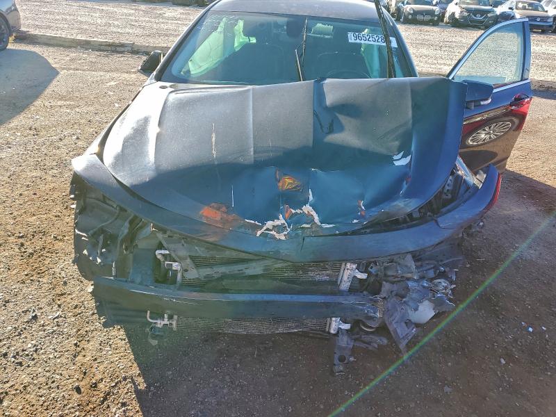 Photo 11 from auction – 2017 CHEVROLET IMPALA LT with VIN 2G1105S31H9117623