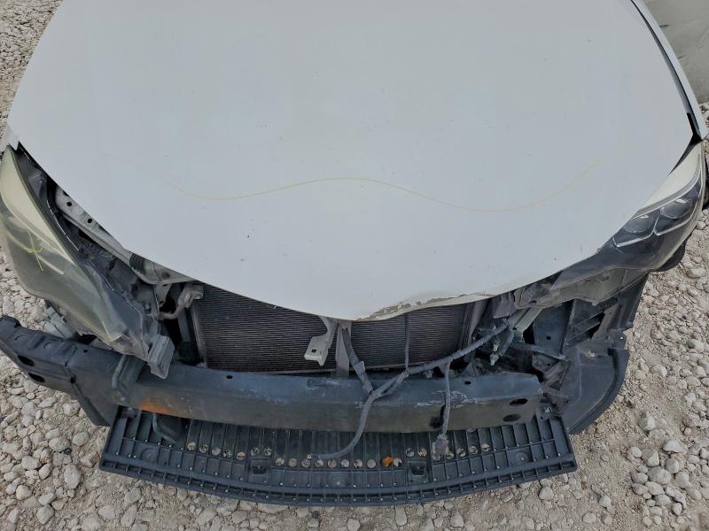 Photo 11 from auction – 2017 TOYOTA COROLLA L with VIN 5YFBURHE7HP714923