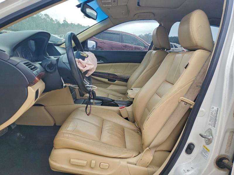 Photo 7 from auction – 2011 HONDA ACCORD CRO with VIN 5J6TF2H54BL003485
