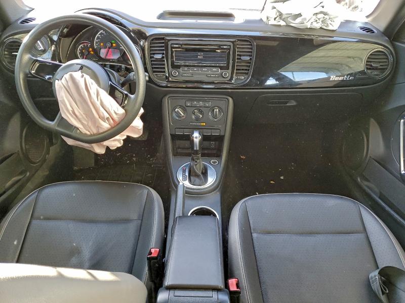 Photo 8 from auction – 2015 VOLKSWAGEN BEETLE 1.8 with VIN 3VWF17AT0FM631293
