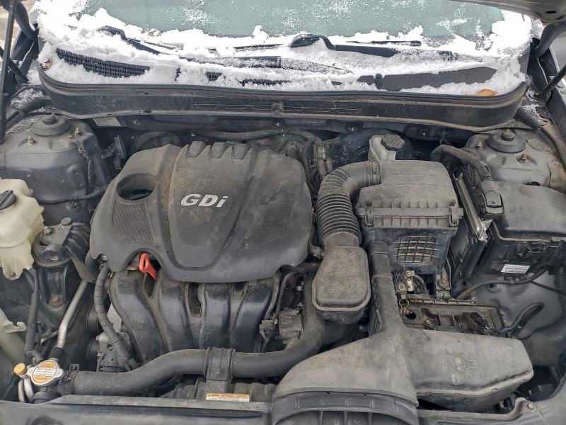 Photo 11 from auction – 2011 HYUNDAI SONATA SE with VIN 5NPEC4AC4BH153497