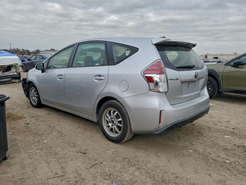 Photo 2 from auction – 2017 TOYOTA PRIUS V with VIN JTDZN3EU3HJ066215