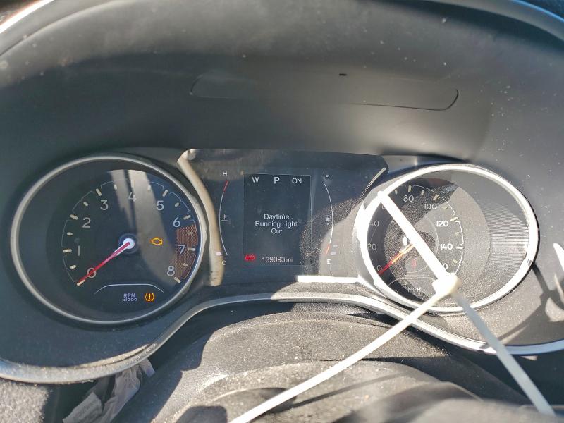 Photo 9 from auction – 2018 JEEP COMPASS LA with VIN 3C4NJDBB3JT373465