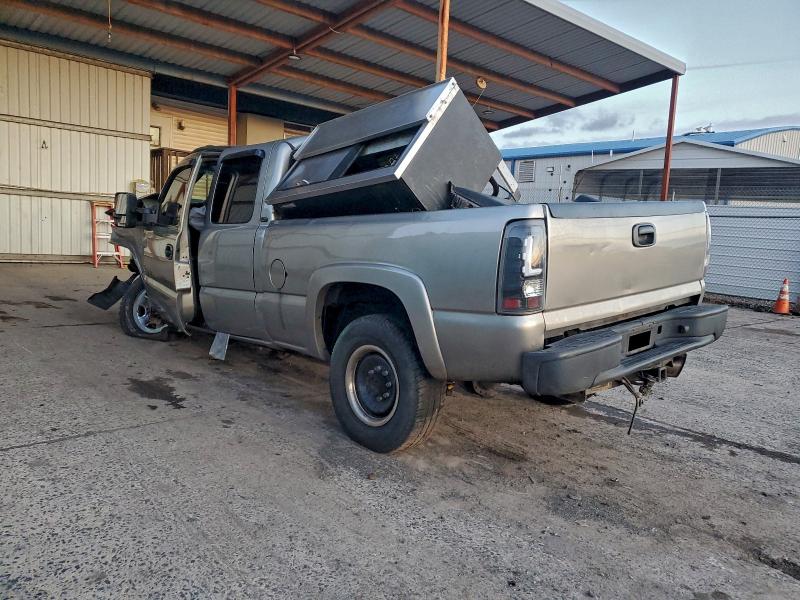 Photo 2 from auction – 2001 CHEVROLET SILVERADO with VIN 1GCHK29141E288940