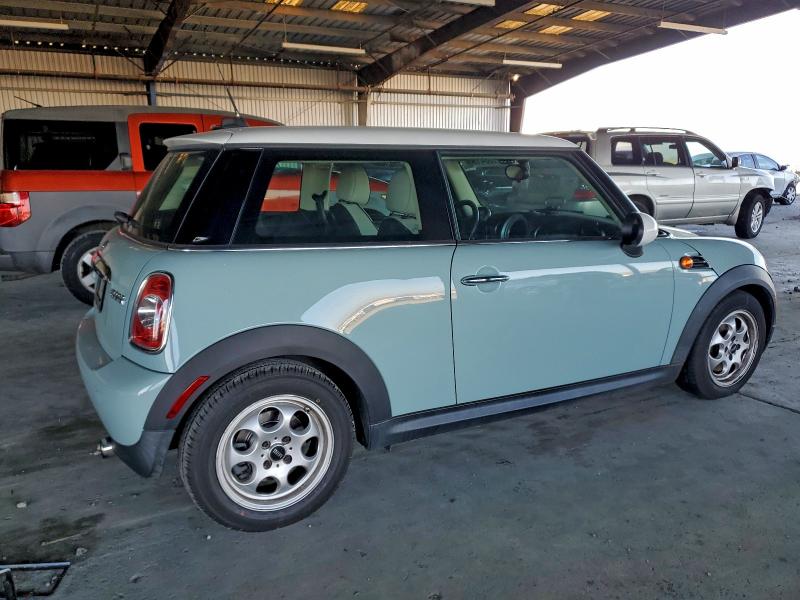Photo 3 from auction – 2012 MINI COOPER with VIN WMWSU3C5XCT261982