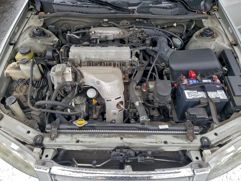 Photo 11 from auction – 2001 TOYOTA CAMRY CE with VIN 4T1BG22K61U104447