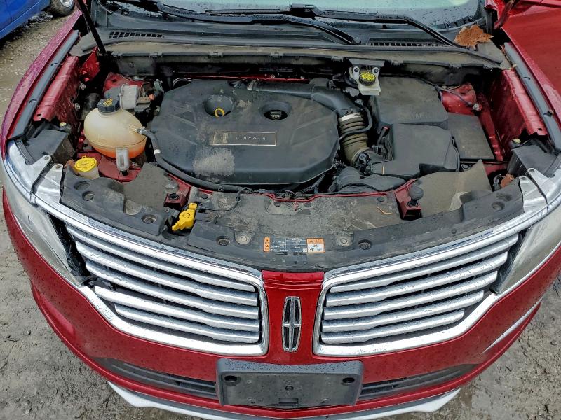 Photo 12 from auction – 2017 LINCOLN MKC RESERV with VIN 5LMCJ3D95HUL54324