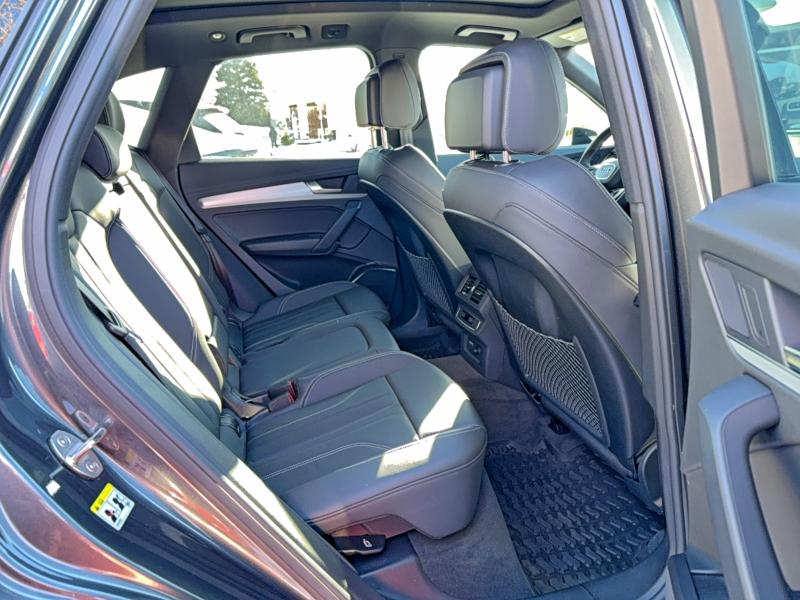 Photo 6 from auction – 2023 AUDI Q5 PREMIUM with VIN WA1EAAFY2P2110661