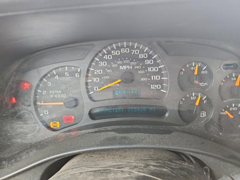 Photo 9 from auction – 2004 CHEVROLET SILVERADO with VIN 2GCEC19V541239300