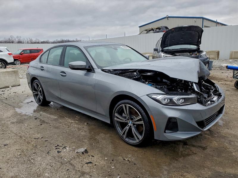 Photo 4 from auction – 2023 BMW 330XI with VIN 3MW89FF03P8D43207
