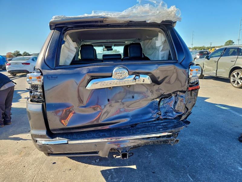 Photo 6 from auction – 2015 TOYOTA 4RUNNER SR with VIN JTEZU5JR7F5095265