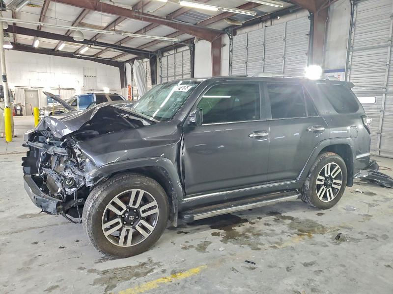 Photo 1 from auction – 2018 TOYOTA 4RUNNER SR with VIN JTEBU5JR6J5482917