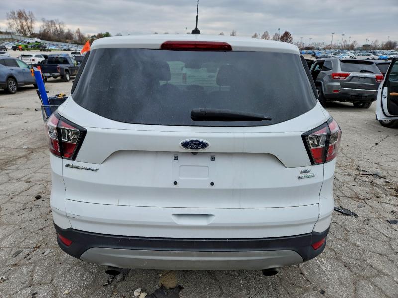 Photo 6 from auction – 2017 FORD ESCAPE SE with VIN 1FMCU0GD1HUC68498