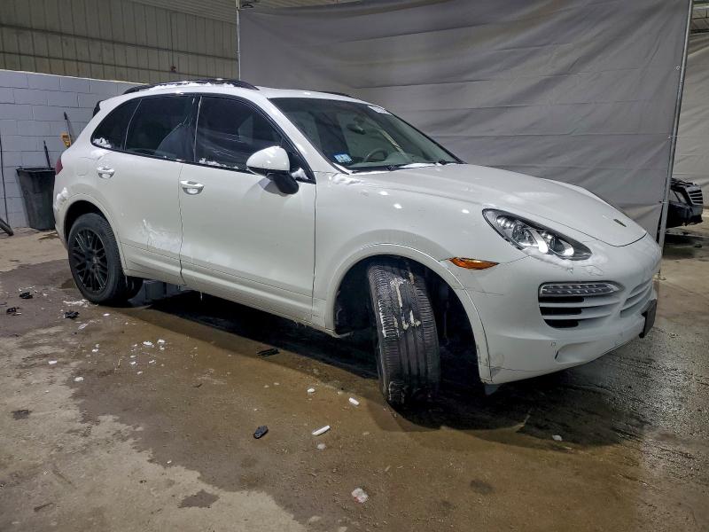 Photo 4 from auction – 2012 PORSCHE CAYENNE S with VIN WP1AE2A23CLA92837