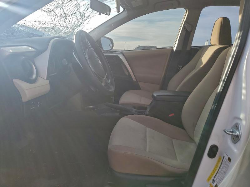 Photo 7 from auction – 2013 TOYOTA RAV4 LE with VIN JTMZFREV4DD010611