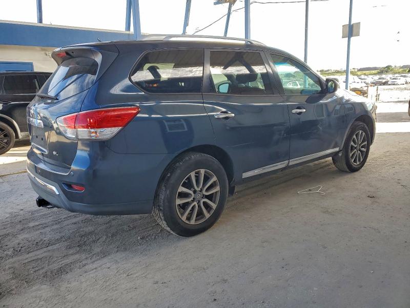 Photo 3 from auction – 2013 NISSAN PATHFINDER with VIN 5N1AR2MN2DC645549