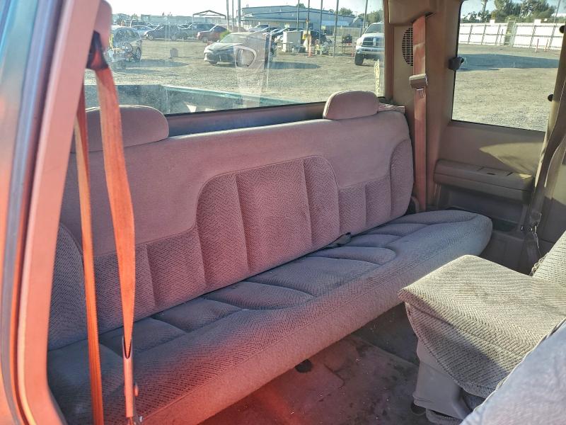 Photo 10 from auction – 1995 CHEVROLET GMT-400 C1 with VIN 2GCEC19H2S1191472