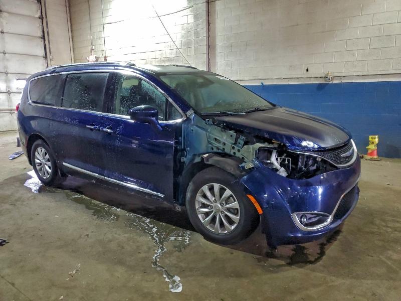 Photo 4 from auction – 2018 CHRYSLER PACIFICA T with VIN 2C4RC1EG9JR258017
