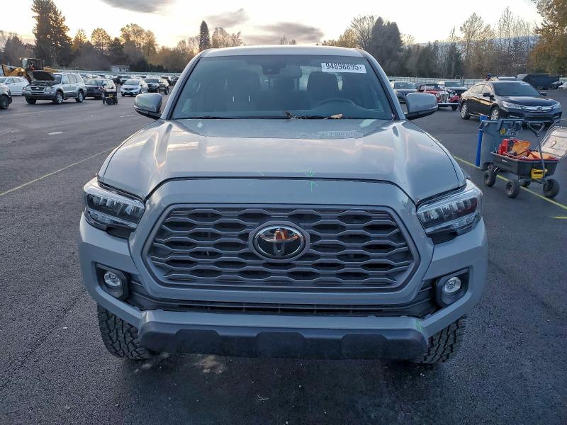 Photo 5 from auction – 2020 TOYOTA TACOMA DOU with VIN 3TMCZ5AN3LM292013