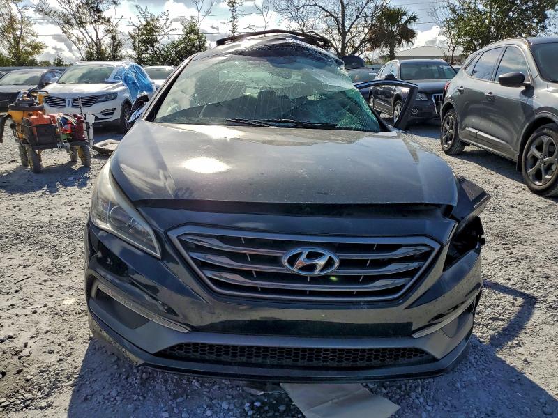 Photo 5 from auction – 2017 HYUNDAI SONATA with VIN 5NPE34AF7HH487395