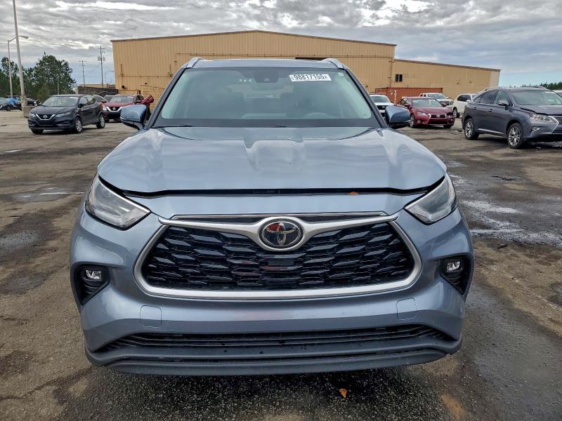 Photo 5 from auction – 2021 TOYOTA HIGHLANDER with VIN 5TDGZRAH9MS049861