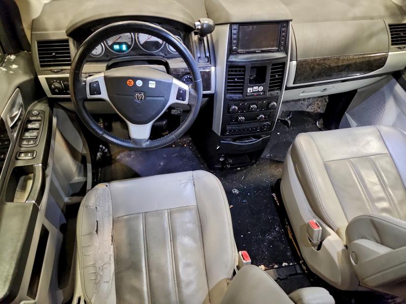 Photo 8 from auction – 2010 DODGE GRAND CARA with VIN 2D4RN5DXXAR419562