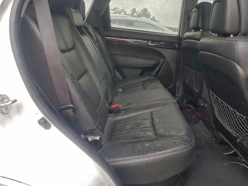 Photo 11 from auction – 2013 KIA SORENTO SX with VIN 5XYKWDA26DG396630