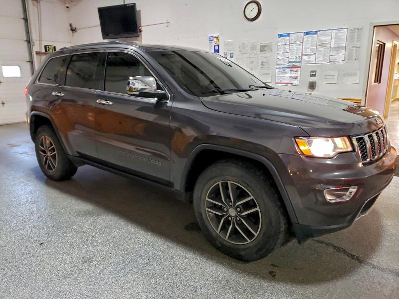 Photo 4 from auction – 2017 JEEP GRAND CHER with VIN 1C4RJFBG3HC671237